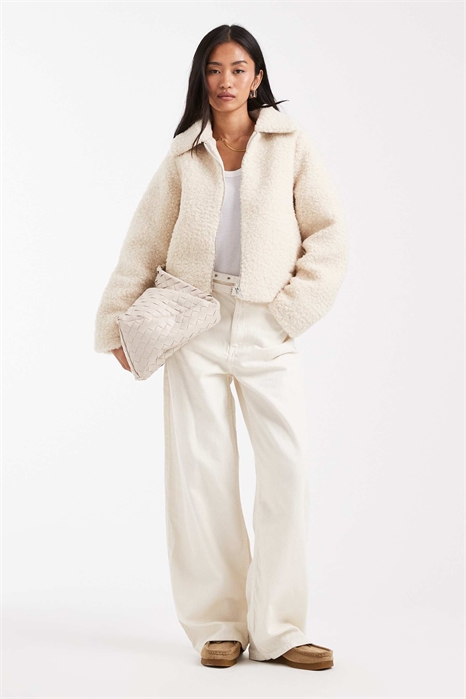 Короткая куртка в стиле борг артикул 149323292