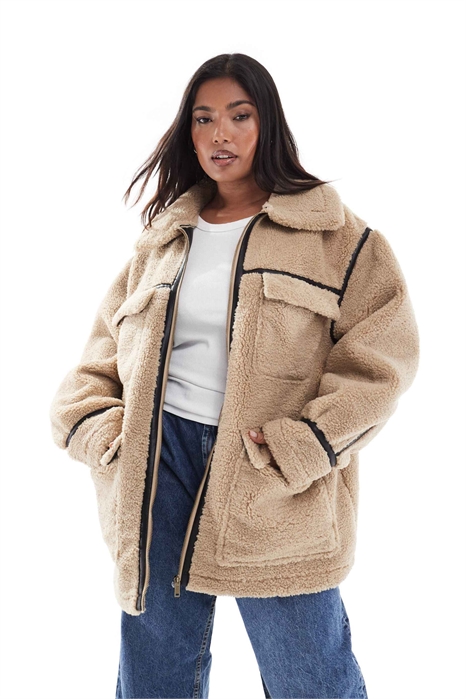 ASOS DESIGN Curve Бордовая куртка средней длины из борговой ткани артикул 142043002