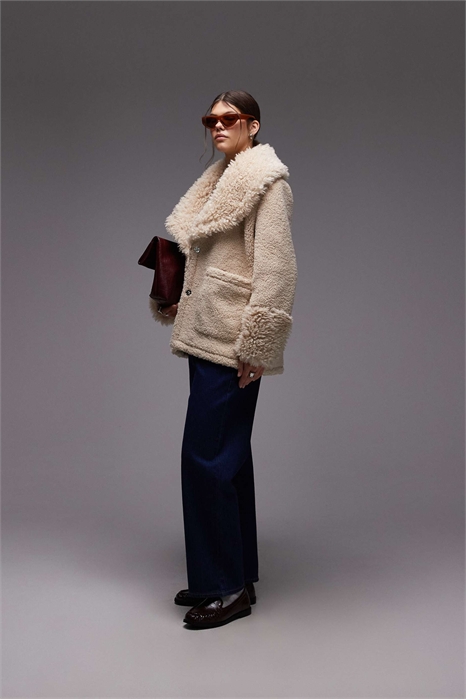 Пальто из искусственной овчины артикул 148660895