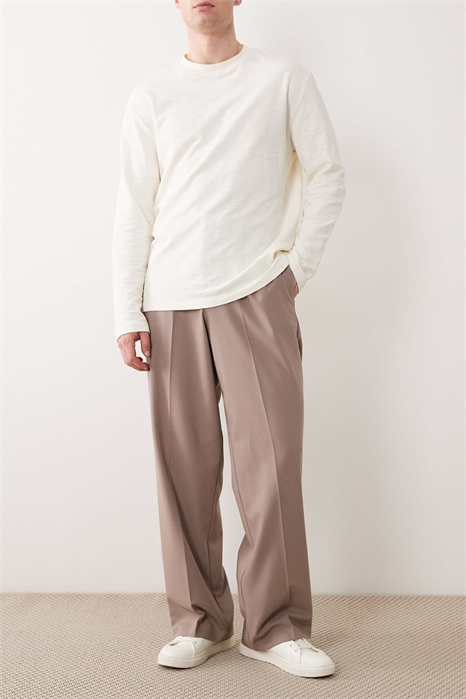 Стильные брюки с широкими брючинами из эластичного материала артикул 154275317