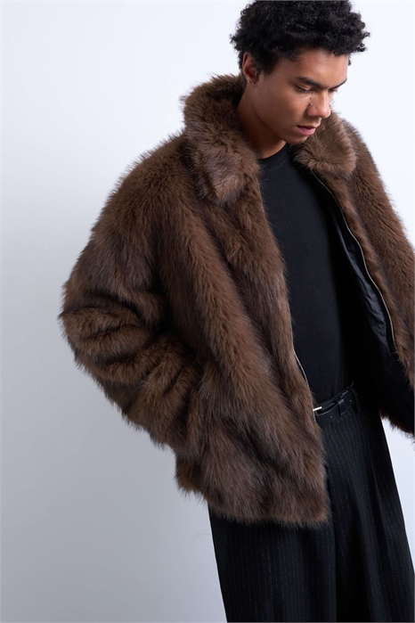 Пальто из искусственного меха на молнии артикул 149432487