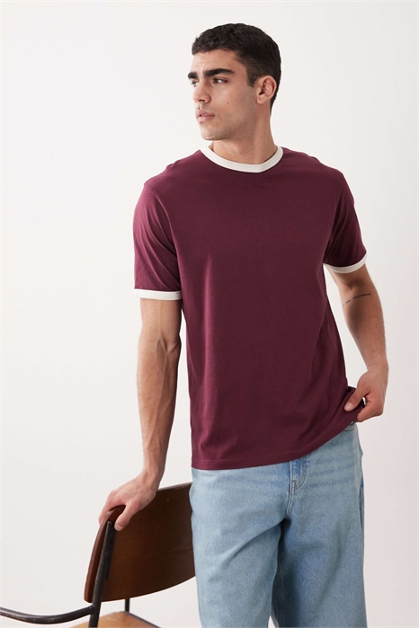 Футболка с круглым вырезом артикул 155393839
