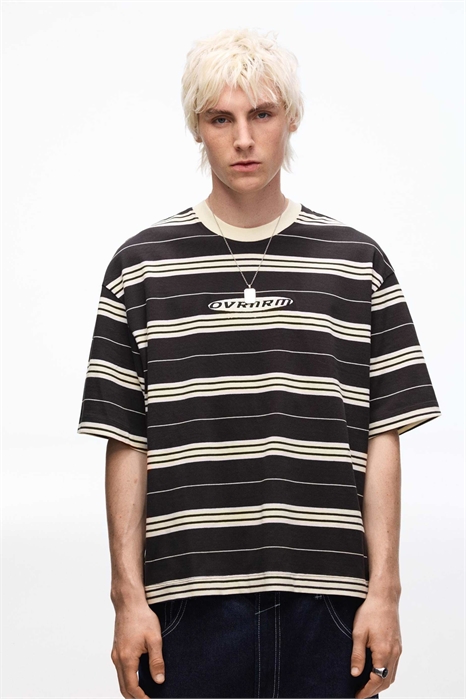 Футболка с короткими рукавами и принтом свободного кроя артикул 155780761