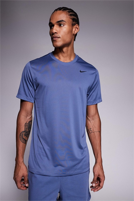 Футболка с логотипом Legend артикул 150142160