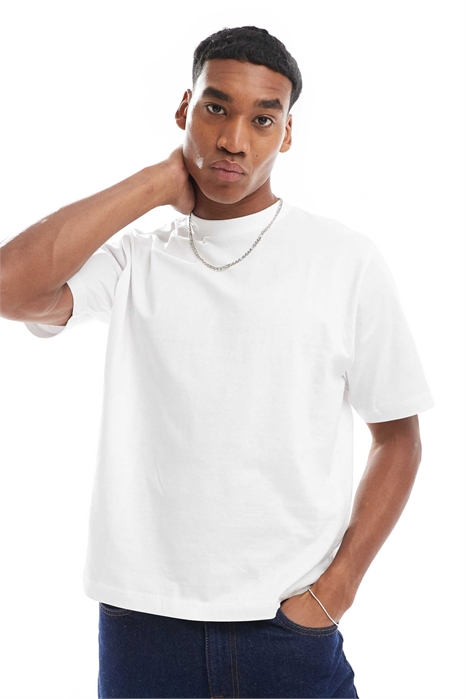 Футболка облегающего кроя артикул 140054015