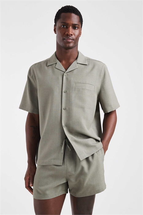 Координированные плавательные шорты из льна, короткие, хаки артикул 150505736