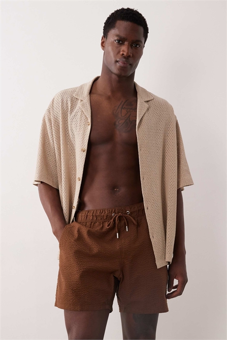 Плавательные шорты из ткани «сирсакер» артикул 151417958