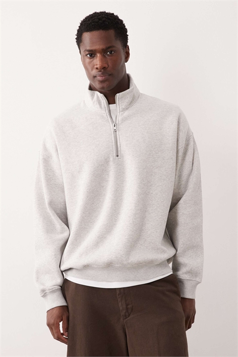 Свитшот с логотипом и застежкой-молнией на 1/4 длины артикул 154975645