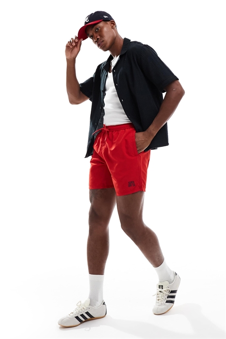 Незаменимые 17-дюймовые плавки красного цвета артикул 148278141