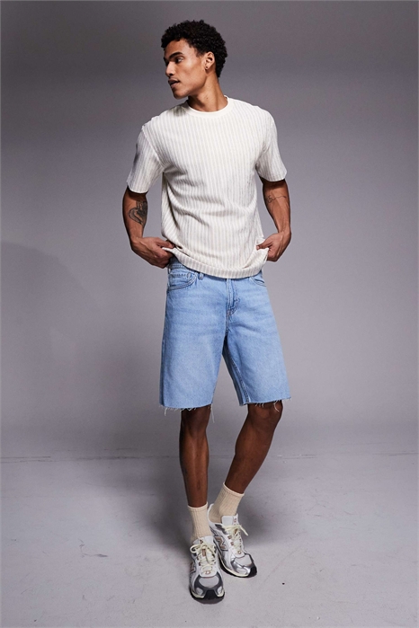 Шорты из денима светло-голубого цвета с широким кроем артикул 127113837