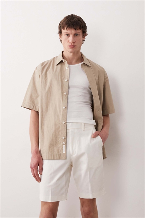 Стильные облегающие шорты-чино из ткани с высоким содержанием хлопка артикул 153020151