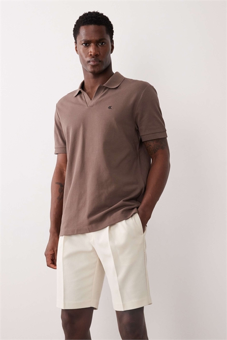 Стильные облегающие шорты в складку артикул 152941530