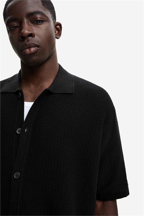 Текстурированная рубашка с короткими рукавами черного цвета артикул 149664185