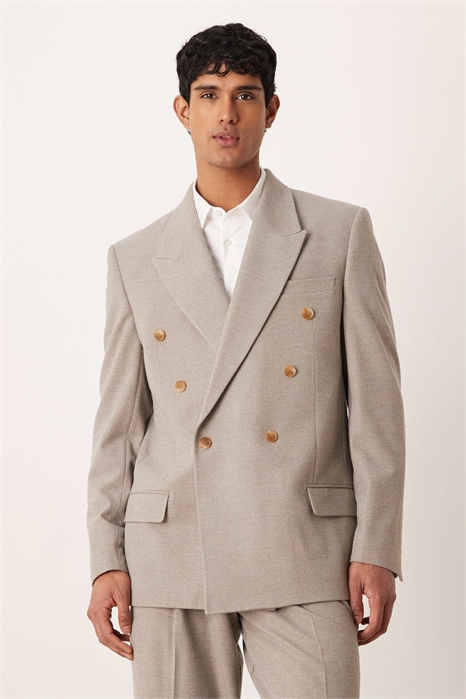 Пиджак свободного кроя с квадратными плечами артикул 149662565