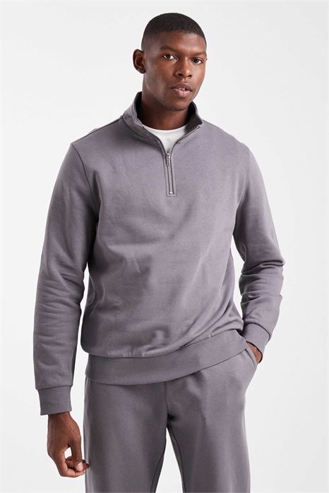 Свитшот с воротником-воронкой и застежкой-молнией на 1/4 артикул 151527700