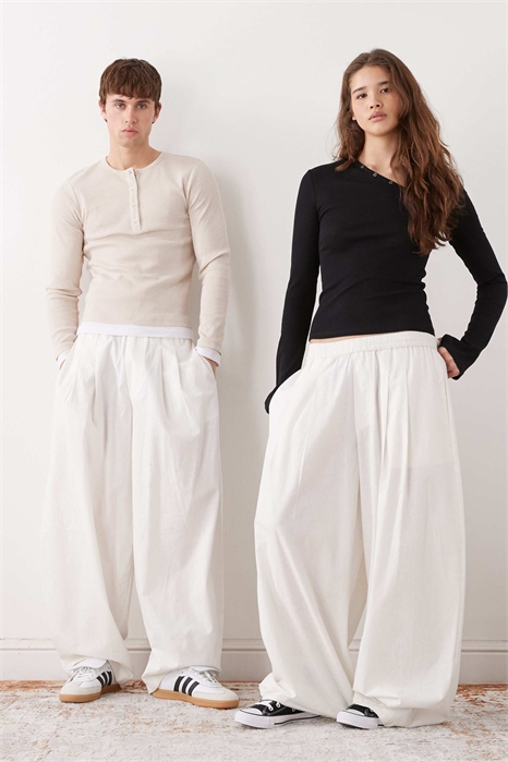 Универсальные брюки-балоны XL с льняными вставками артикул 152632532