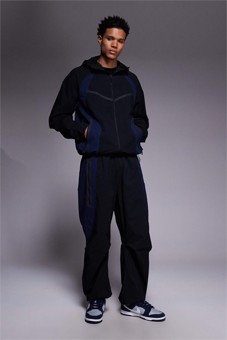 Джоггеры из технической ткани артикул 147143631