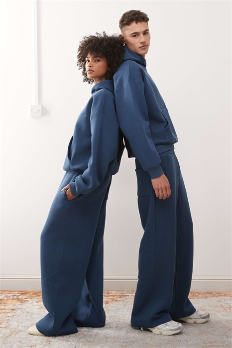 Универсальные джоггеры из плотной ткани с широкими брючинами co-ord артикул 152121558