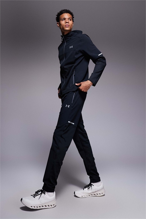 Практичные джоггеры из плотной ткани артикул 148479980