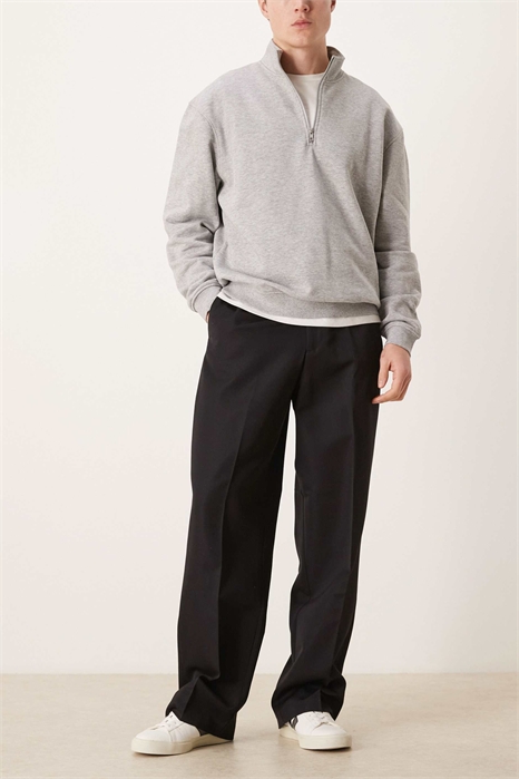 Стильные брюки с широкими брючинами и эластичным поясом артикул 150832335