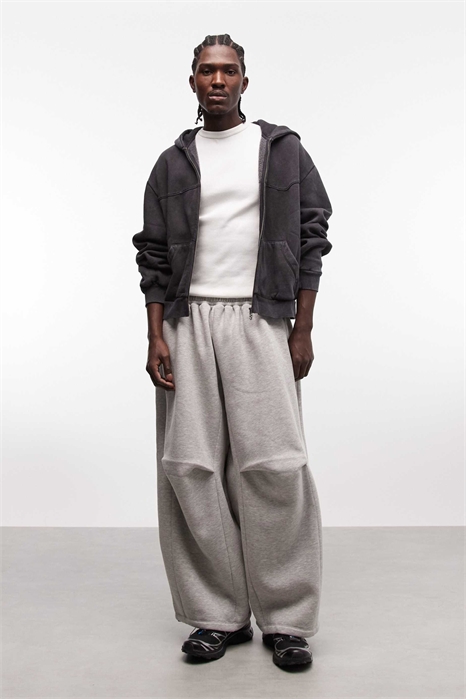 Широкие джоггеры размера XL артикул 156008051