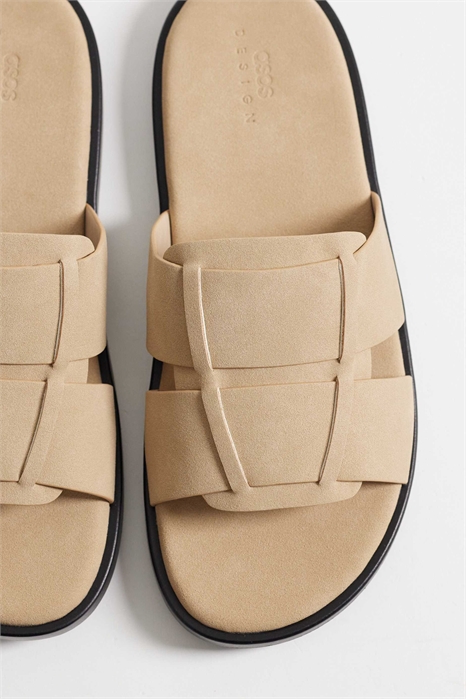 Сандалии на ремешках артикул 153147388