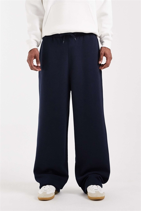 Джоггеры свободного кроя из серии Essentials артикул 152863394