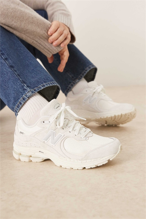 Тренеры 2002 года артикул 150081760