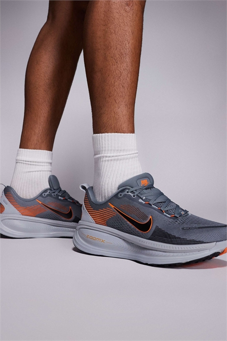 Кроссовки Vomero 18 артикул 149964839