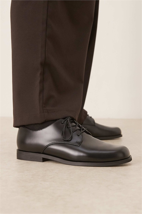 Кроссовки на шнурках артикул 149322461