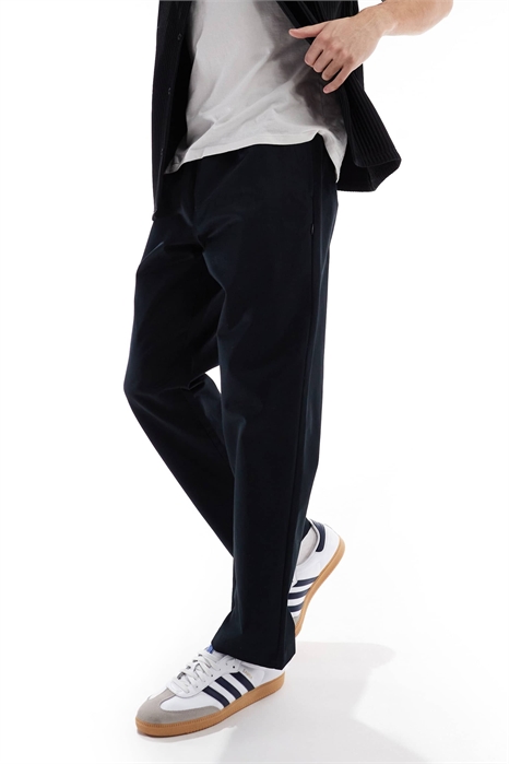 Брюки с прямыми брючинами артикул 139378439