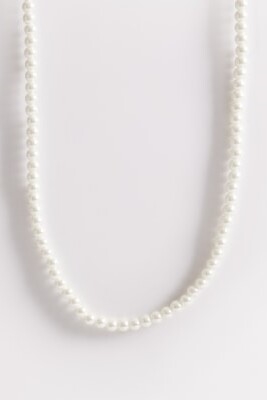 Короткое ожерелье из искусственных жемчужин на стеклянных шариках диаметром 6 мм артикул 155145721