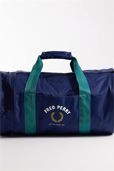 Спортивная сумка с логотипом на большом боконом артикул 154716236