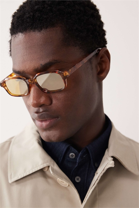 Узкие прямоугольные солнцезащитные очки с зеркальным покрытием артикул 152195876