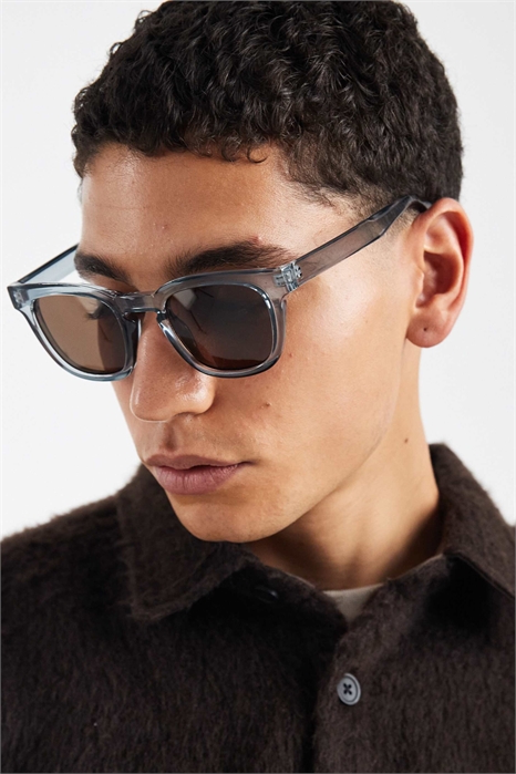 Квадратные солнцезащитные очки артикул 152196003