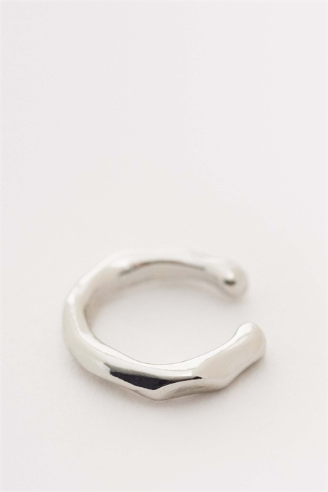 Геометрическая серьга-манжета из расплавленного металла артикул 155391427