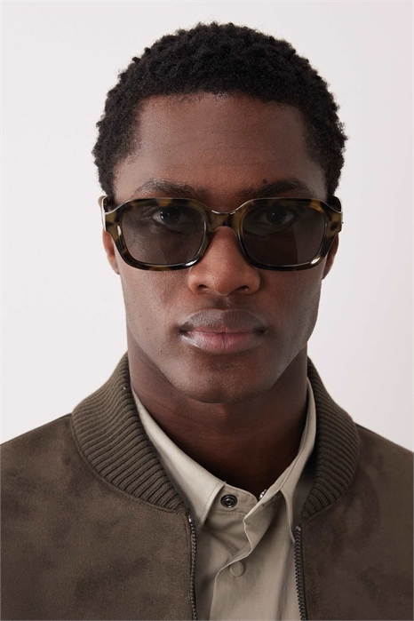 Узкие квадратные солнцезащитные очки артикул 152196409