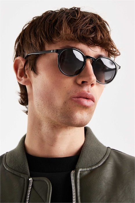 Круглые солнцезащитные очки Tommy Hilfiger артикул 154966295