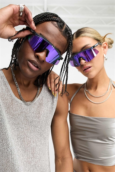 Фестивальные солнцезащитные очки Hydra с козырьком и зеркальными линзами фиолетового цвета артикул 124333355