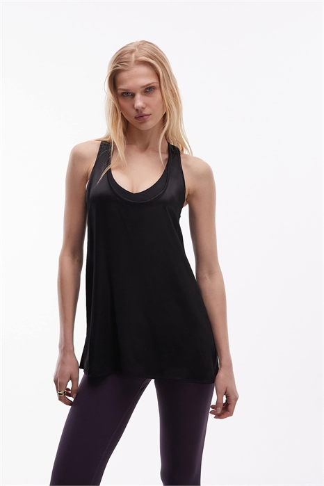 Спортивный топ артикул 155575269