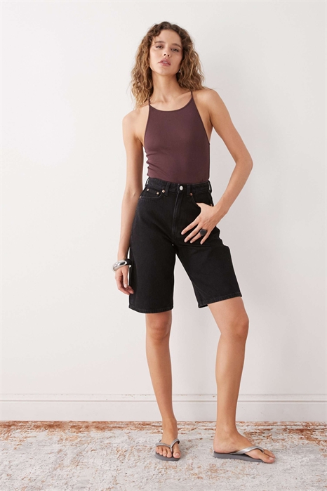 Джинсовые шорты с высокой талией и закругленным кроем артикул 155696971