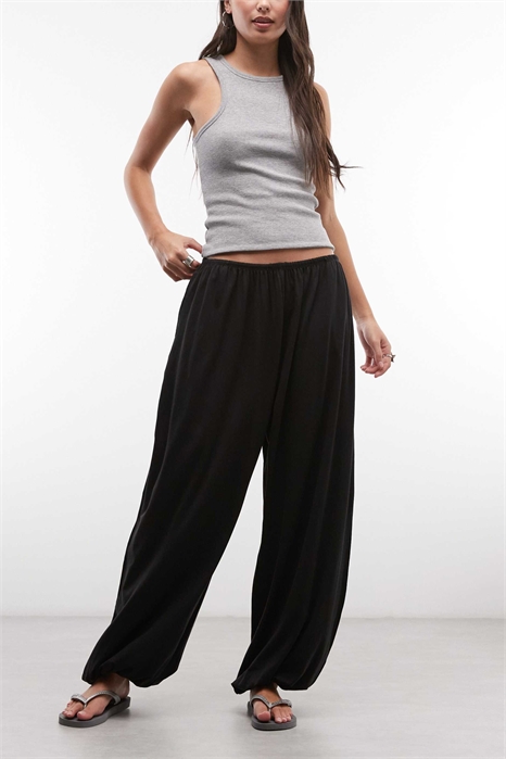 Брюки с зауженным кроем артикул 154894277