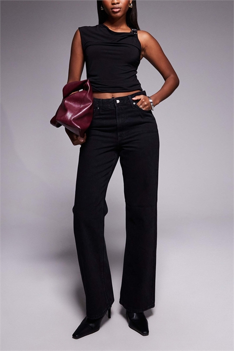 Джинсы с прямыми брючинами свободного кроя артикул 146141721