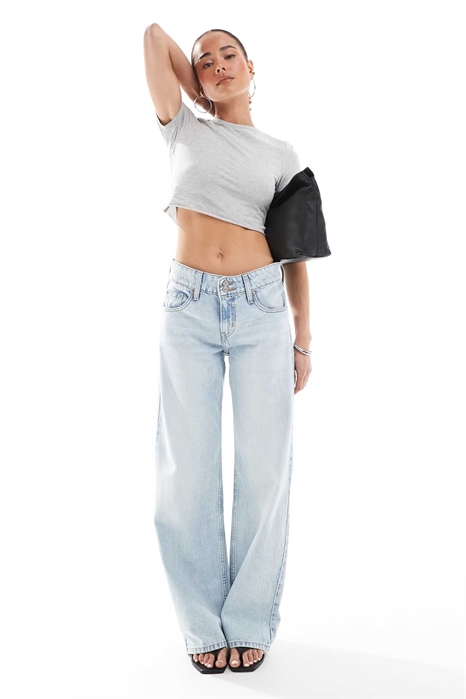 Джинсы свободного кроя с заниженной талией артикул 137515805