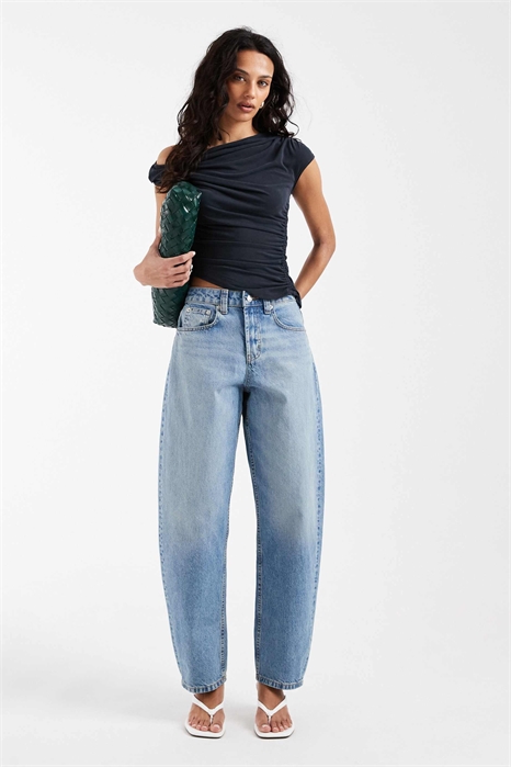 Коллекция Circular Design: джинсы с узким кроем артикул 154138613