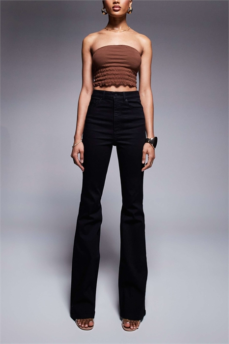 Джинсы ASOS DESIGN с завышенной талией, эластичным трикотажем и расклешенным кроем артикул 140793093