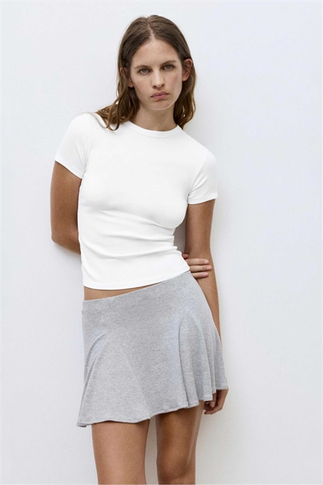 Фигуральная футболка с короткими рукавами артикул 155649405