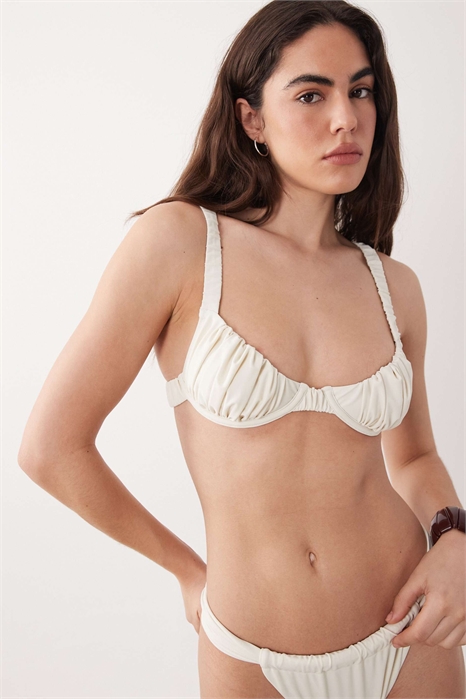 Топ бикини с рюшами на чашках: сочетайте по своему вкусу артикул 152196516