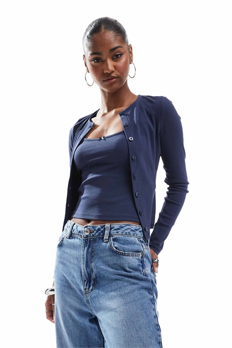 Комплект из кардигана с ребристой вязкой и топа-камизолы артикул 143262488