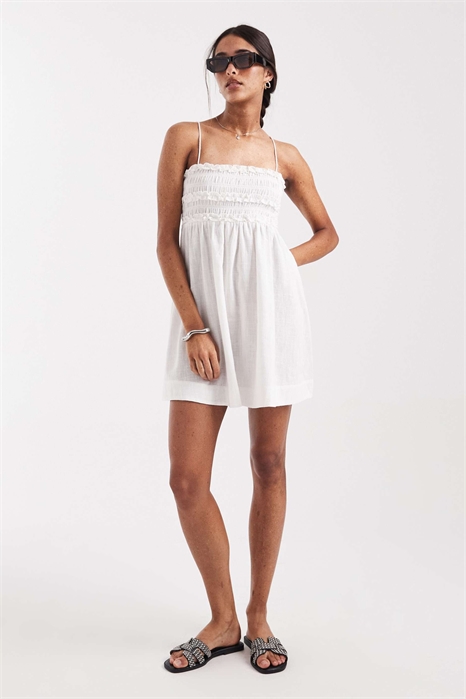 Мини-сарафан Izzy Beach с рюшами артикул 152862091